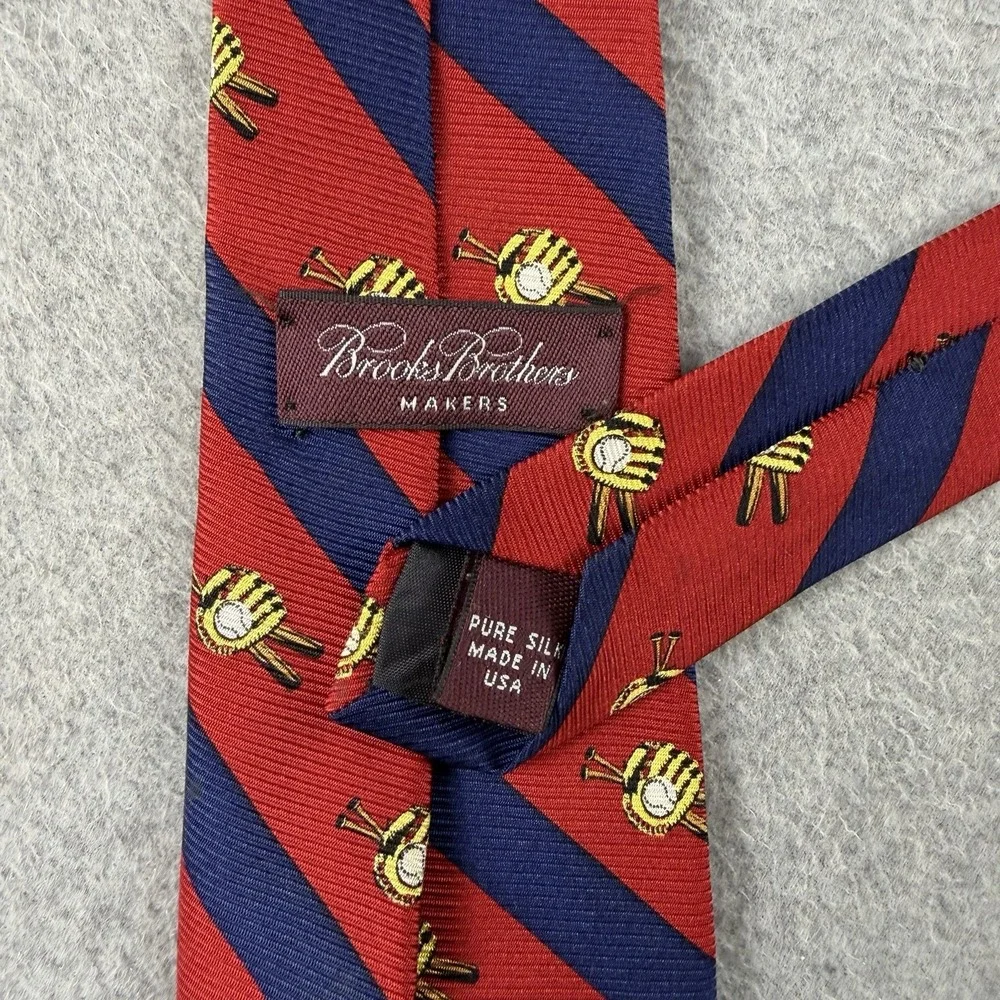 Vintage Brooks Brothers Makers Boys Baseball Tie Silk Red Navy Stripe 45x2.75